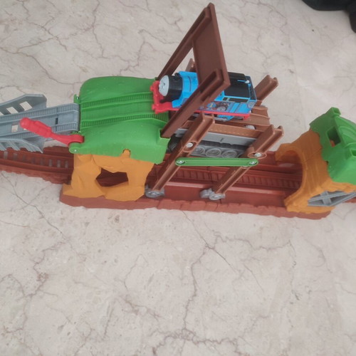 Thomas & Friends TrackMaster Walking Bridge Set like new
