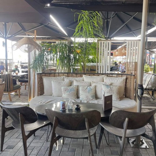 Sofa set used with oval table and 3 armchairs