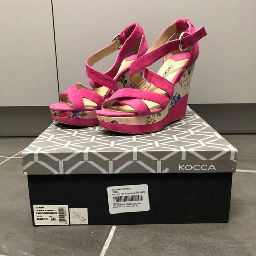 Kocca platforms used, fuchsia suede