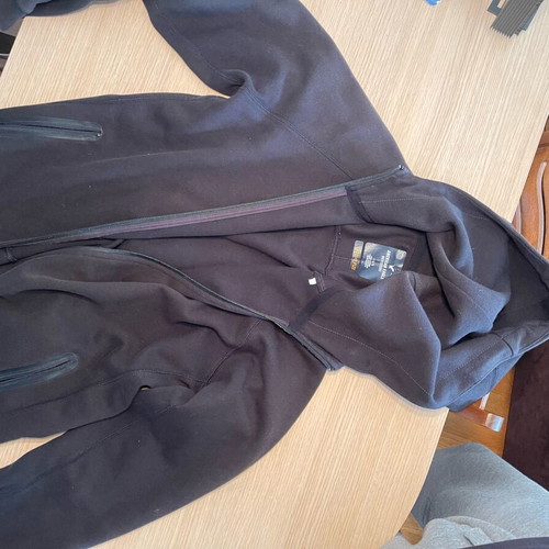 American Eagle jacket used, size L, black