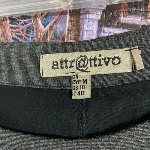 Attrattivo winter dress like new, mini with short sleeve black and gray