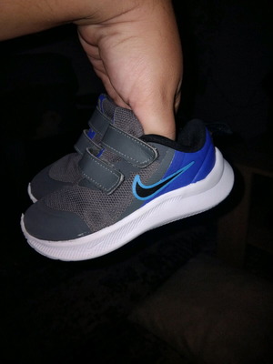 Nike athletic shoes used, size 23.5, multicolor