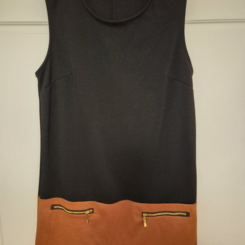 Dress black with orange like new, size M