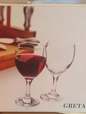 Wine glasses new, set of 6 pieces