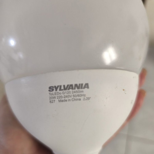 Sylvania ToLEDo G120 LED bulb 20W 2450 lm E27 base