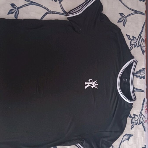 Men's black XL T-shirt new with print and elastic cuffs