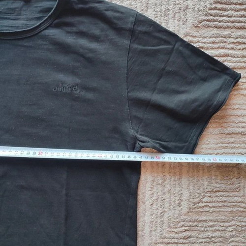 Admiral Black T-shirt Size M like new