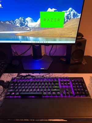 Razer BlackWidow V3 клавиатура като нова