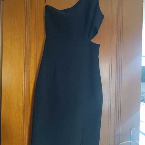 Zini black dress like new with one shoulder and side zipper