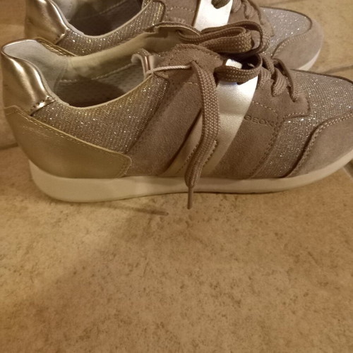 Geox women's athletic shoes new, size 36, gray and beige
