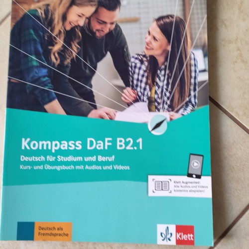 Kompass DaF B2.1 German Learning Book like new with Kursbuch and Arbeitsbuch