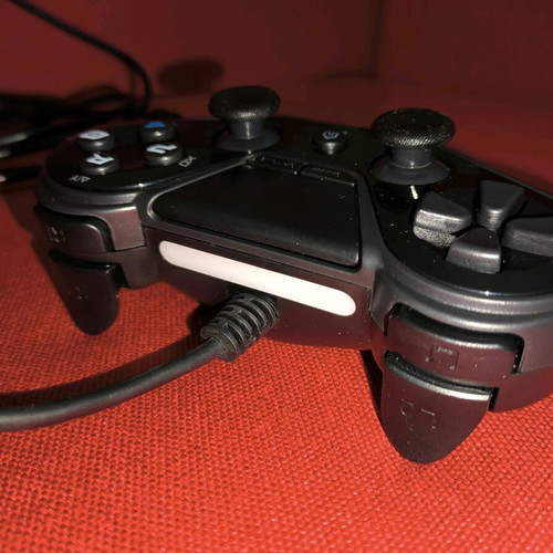 Subsonic Pro 4 Wired Controller like new