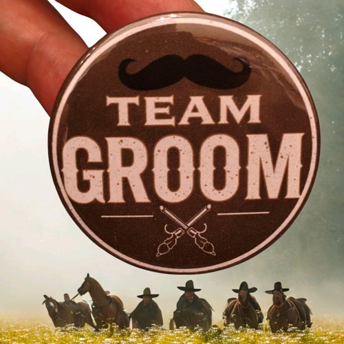 Team Groom pin large 58mm new