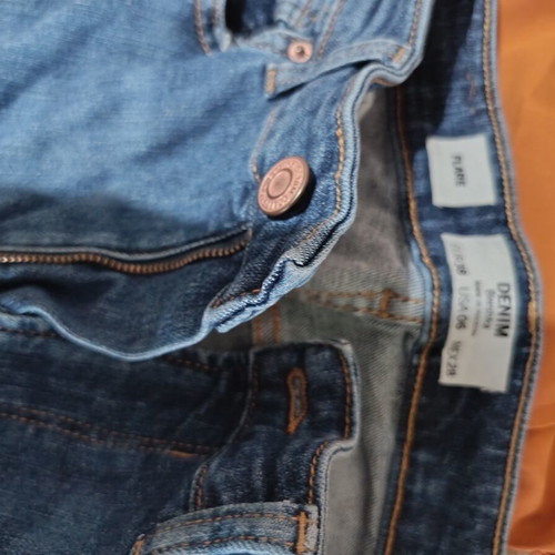 Bershka High-Waisted Flared Jeans Like New, Size S, Blue