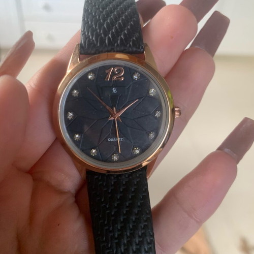 Watch like new black leather with rose gold detailing
