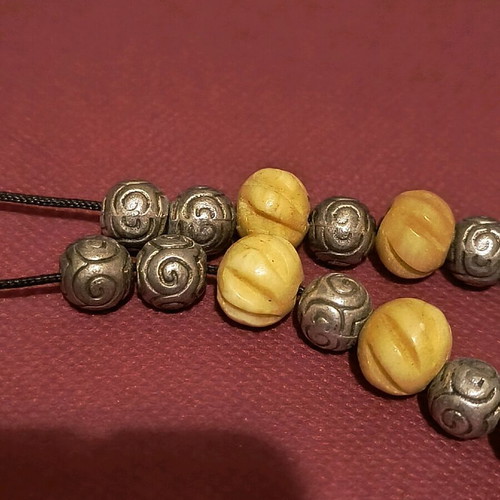 Handmade worry beads with ram horn like new