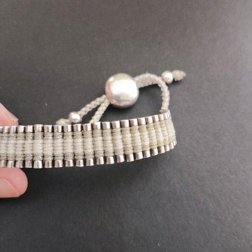 Friendship Links Of London bracelet in light gray like new