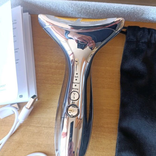 Siannhoa RF Beauty Instrument like new facial and neck skincare device
