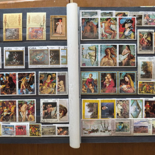 Art Stamp Album like new, A4 16 pages, approx. 500 stamps