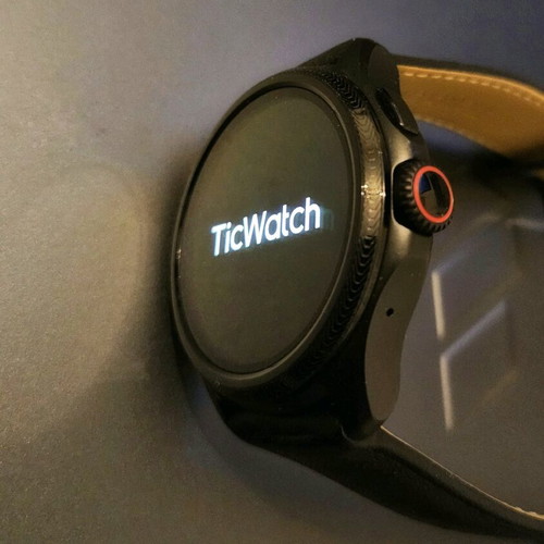 TicWatch Pro 5 Enduro σαν καινούργιο premium smartwatch Wear OS