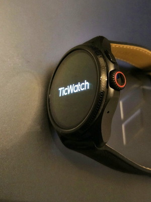 TicWatch Pro 5 Enduro σαν καινούργιο premium smartwatch Wear OS