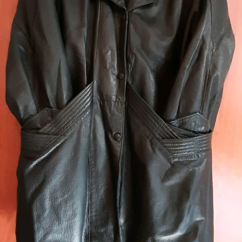 Leather black women's coat used, very large size