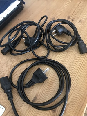 Schuko Power Cables - IEC C13 Set of 3 Like New