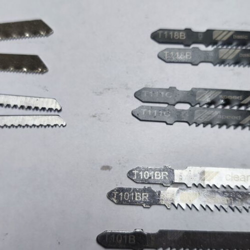 Jigsaw blades for metal and wood, various sizes, pack of 16