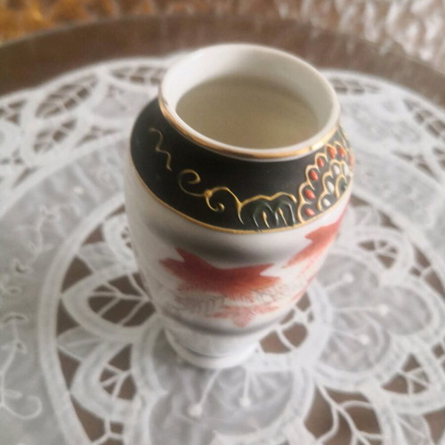 Porcelain vase used, small handmade Satsuma