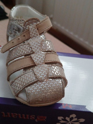 Children's sandal size 23 like new