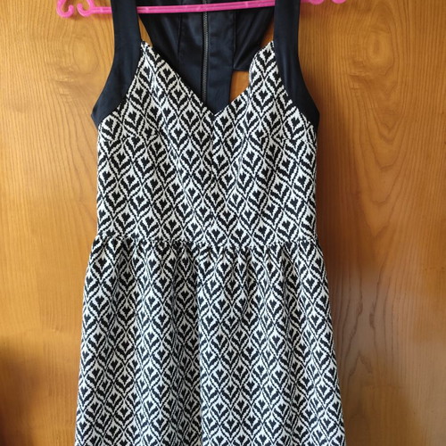 Grama black and white dress with open back size L new