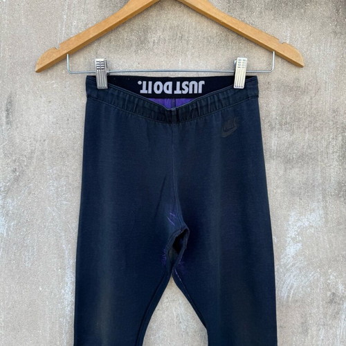 Nike legging used with knee defect, black and purple, size S