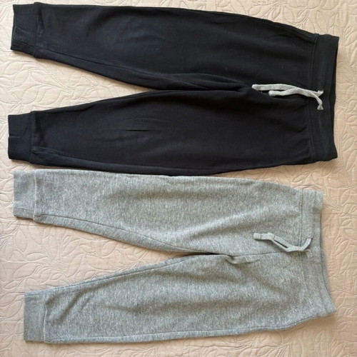 Kids sweatpants used, set of 2, black and grey, Kiabi, age 3