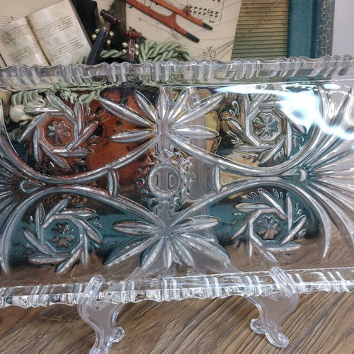 Walther Crystal Glas crystal platter like new with floral elements