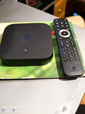 Cosmote Tv Box 4K Skyworth σαν καινούργιο με νέο χειριστήριο