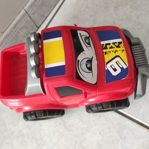 Dickie plastic car like new, size 31x18x19