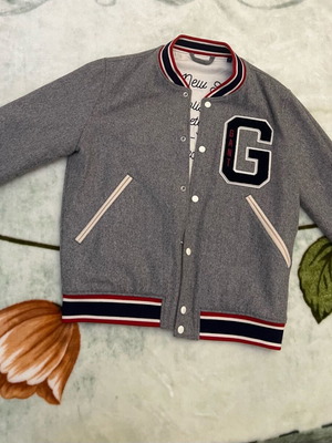 Gant varsity jacket like new, size M