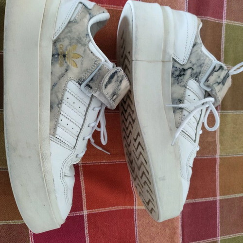 Adidas Forum ladies sneakers used, size 37, white