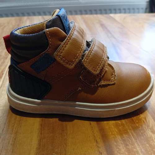 Crecendo children's boots size 25 used