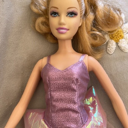 Barbie ballerina doll used, very good condition