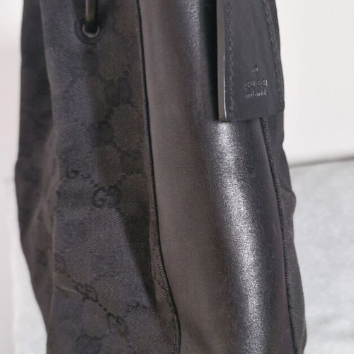 Gucci GG Canvas Monogram Vintage black shoulder bag