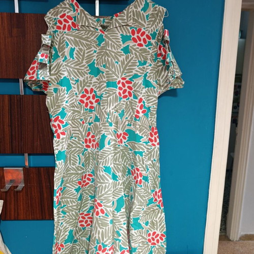Vintage summer dress used, midi with unique sleeves, multicolor green