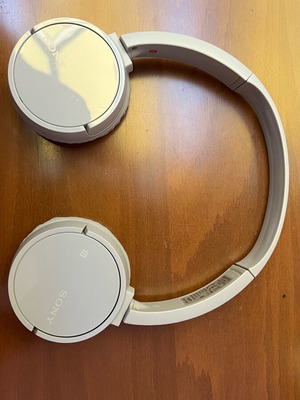 Sony WH-CH500 wireless headphones like new