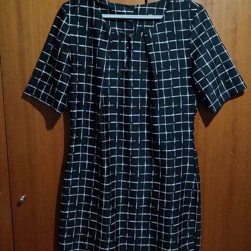 Black checkered midi dress used, size XL