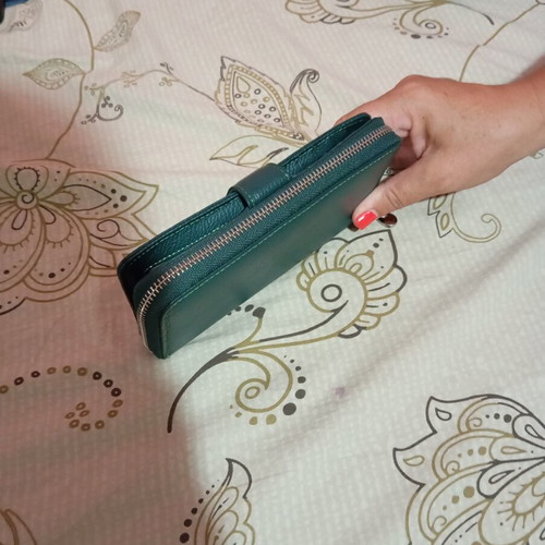 Leather wallet like new, green