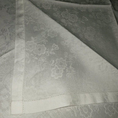 Jacquard tablecloth new with 12 floral cotton satin napkins