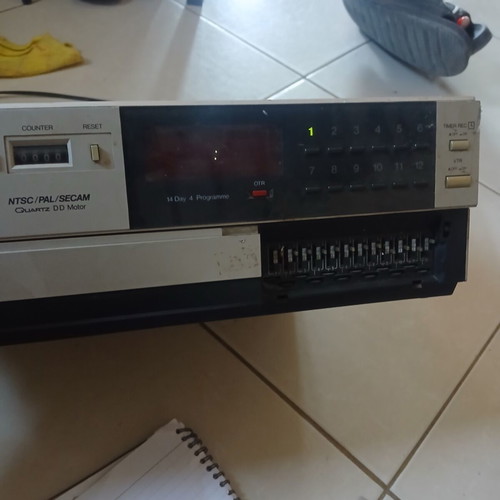 National video cassette recorder VCR for parts or repair