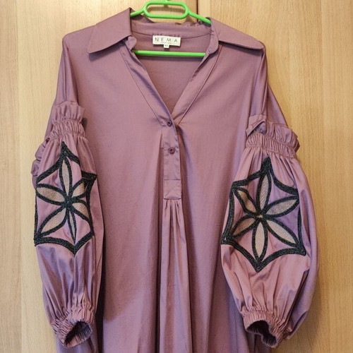 Nema dress new, lilac with embroidered puff sleeves