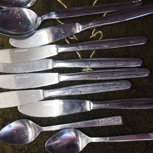 Cutlery set used, assorted from different sets