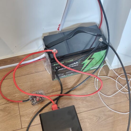 Dattouboss 12.8v 100ah Inverter 2000watt Easun 60 A New